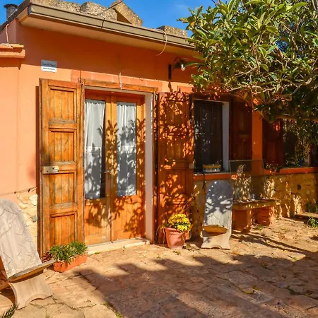 In With Wifi Nyaraló